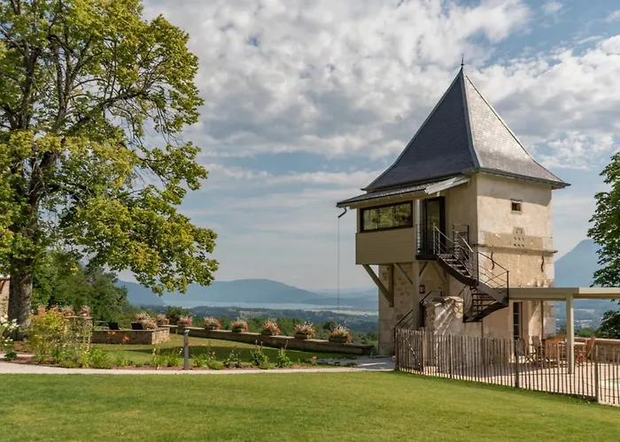 Les Tours Carrees Nocleg ze śniadaniem La Motte-Servolex